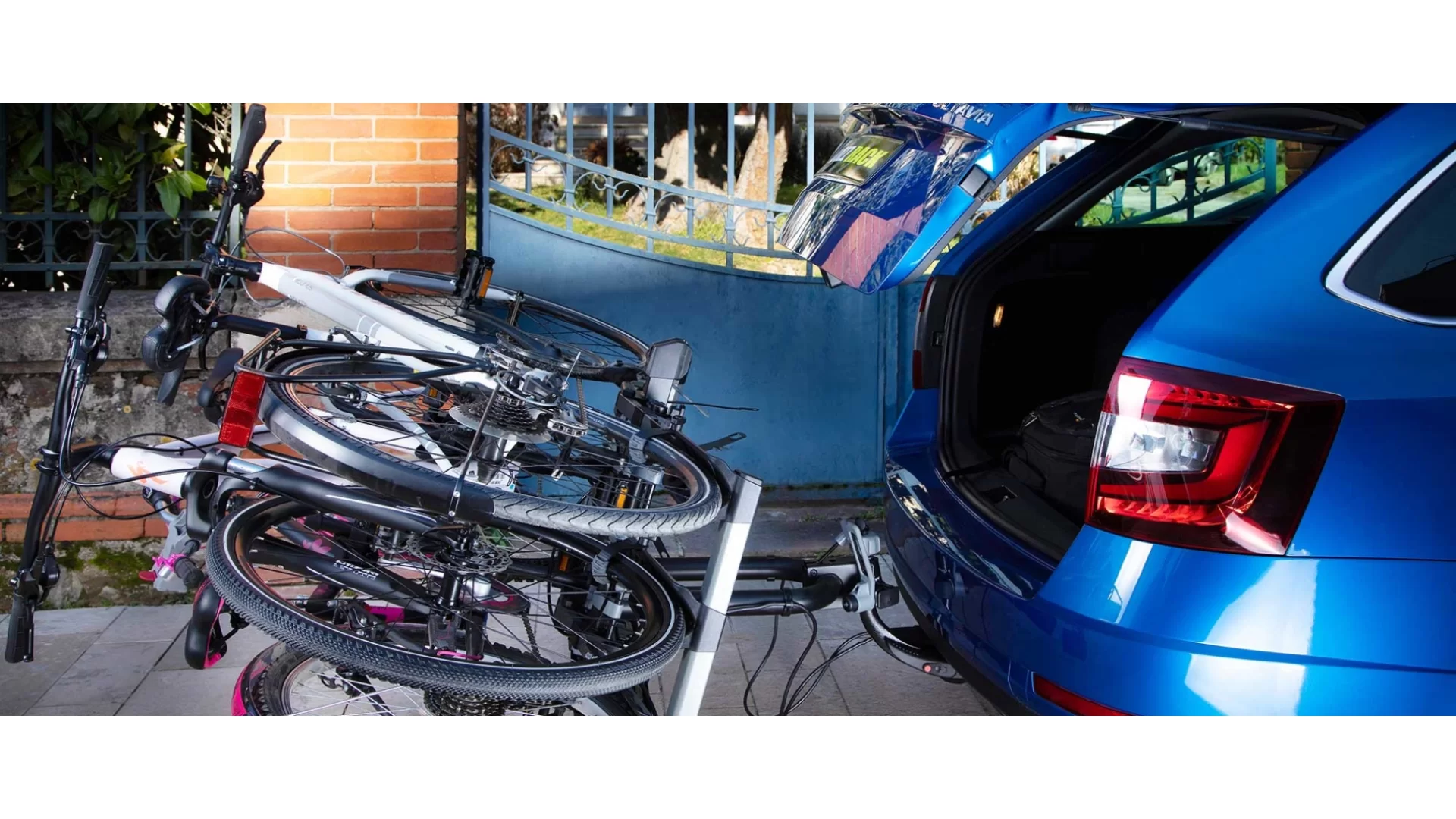 Buzzrack Eazzy 3 (Tow Ball) 3 Bike Platform Rack - BR-EAZZY-3 - View 1