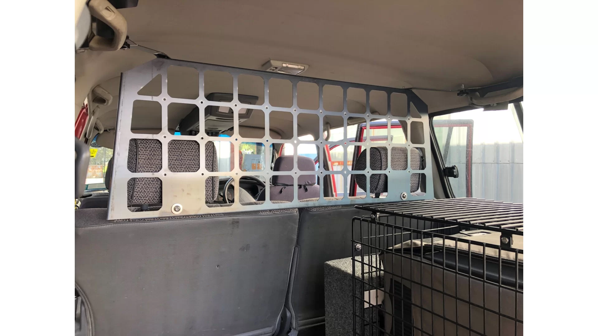 Kaon Light Cargo & Pet Barrier to suit Toyota LandCruiser LC80 - KS0007 - View 2