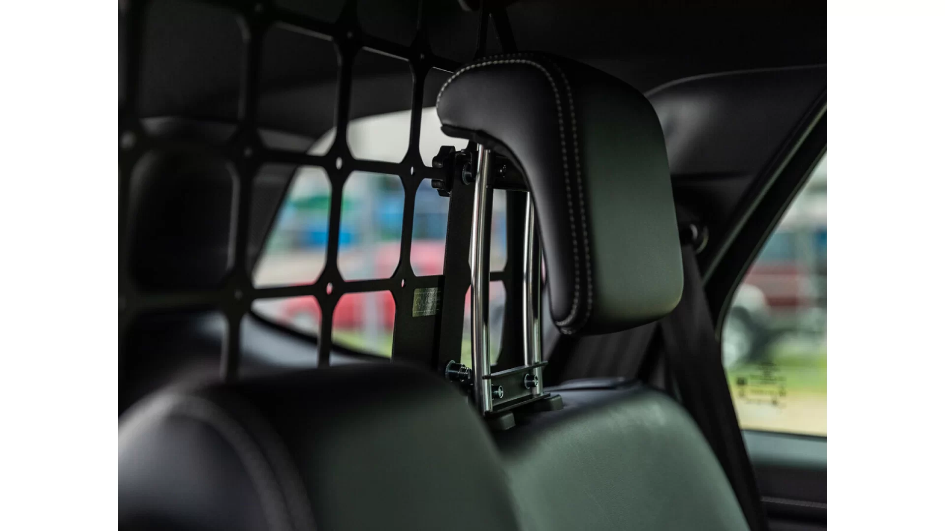 Kaon Light Cargo & Pet Barrier to suit Ford Everest Gen 3 - KS0017 - View 5