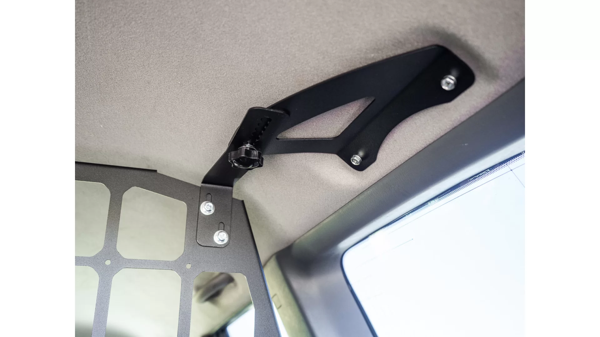 Kaon Light Cargo & Pet Barrier to suit Toyota Prado 120 / Lexus 470 - KS0018 - View 3