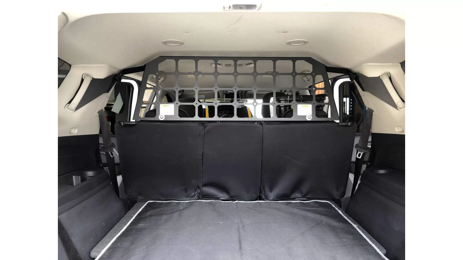 Kaon Light Cargo Pet Barrier to suit Isuzu MU-X Gen 1 - KS0019