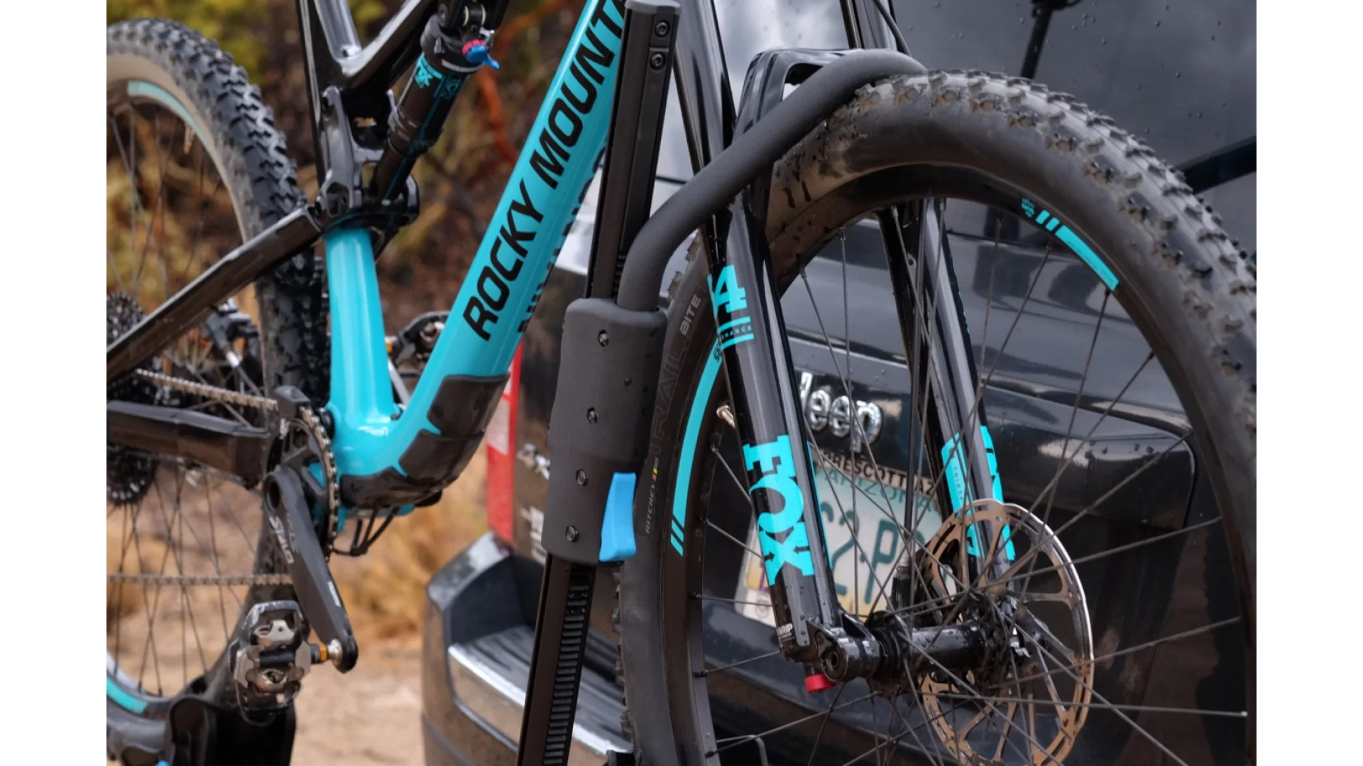 Rocky Mounts MonoRail Solo 1 Bike Hitch Mounted Carrier - 10007 - View 3